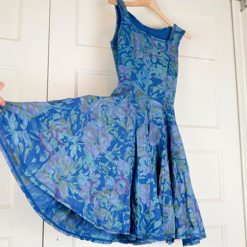 Vintage Flirty Floral Dress